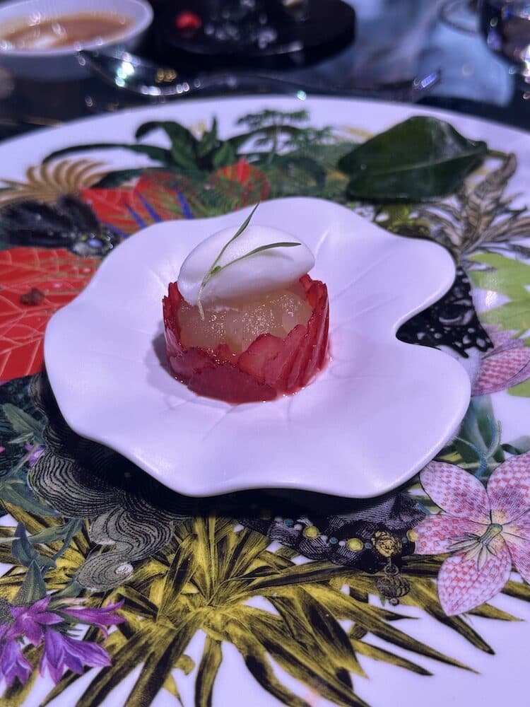 Surrealist Fine Dining - photo 16