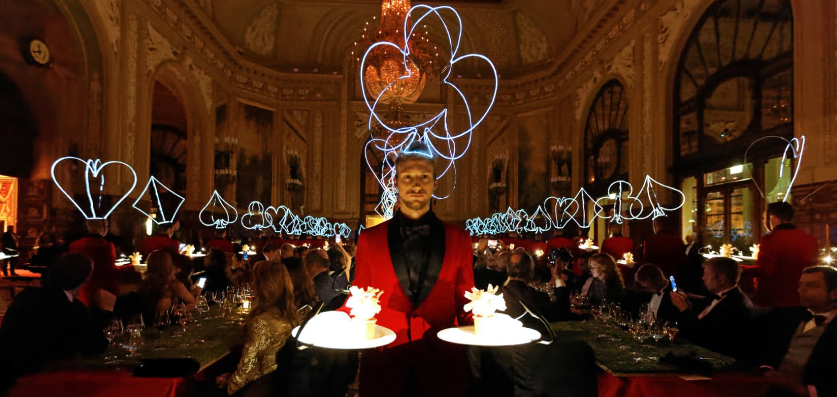 THE KLUB lifestyle moment 2