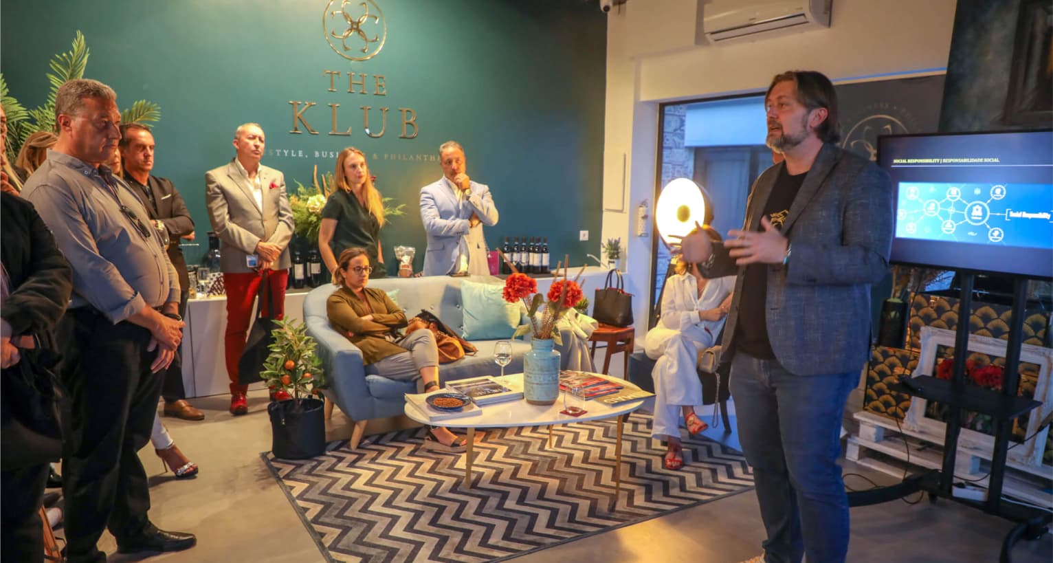 SKY UNICORN Presentation